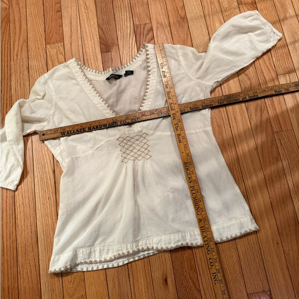 Eddie Bauer Ivory V-Neck Blouse Gauzy Cotton - Picture 5 of 5